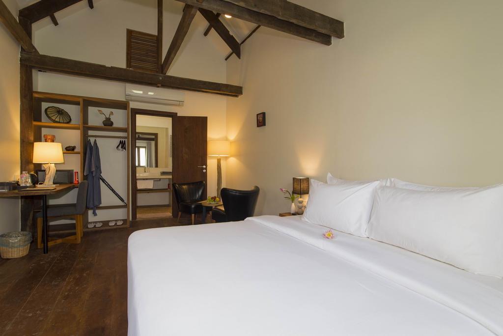 Enkosa 4-Bedroom Wooden Luxury House Siem Reap Luaran gambar
