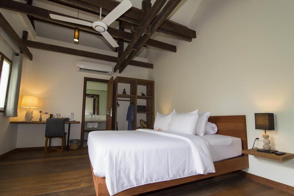 Enkosa 4-Bedroom Wooden Luxury House Siem Reap Luaran gambar